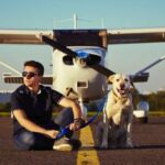 Hund am Flughafen von San Francisco ausgesetzt und vom Piloten adoptiert