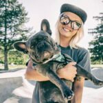 MAGA-Unterstützer: Es sollte für Frauen illegal sein, Hunde zu besitzen