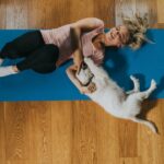 Italien verbietet Welpen-Yoga aus Tierschutzgründen
